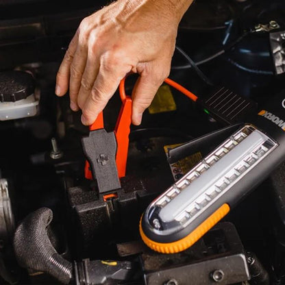 WORX Multi Function Portable Car Jump Starter with USB Charging 12V – image 10